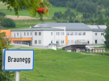Außenansicht der Werkstatt Braunegg