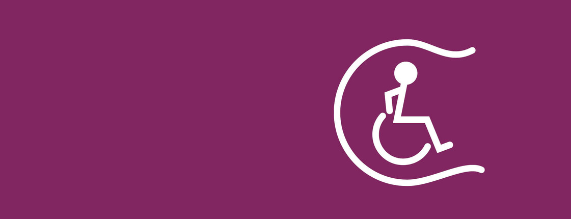 Weißes Icon Rollstuhlfahrer, der aus rechts offenen Kreis rausfährt