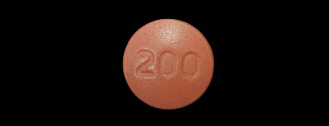 Dieses Bild zeigt eine rot/pinke Pille mit Logo "200".