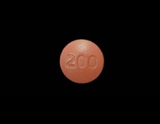 Dieses Bild zeigt eine rot/pinke Pille mit Logo "200".