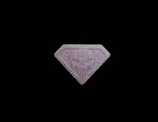 Dieses Bild zeigt eine violette Pille (Logo Punisher).