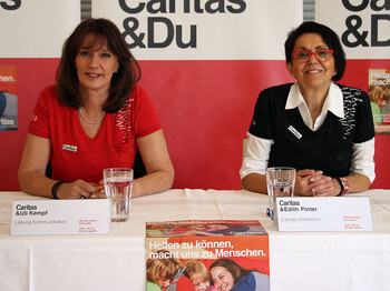 Edith Pinter und Uli Kempf am Podium der Pressekonferenz