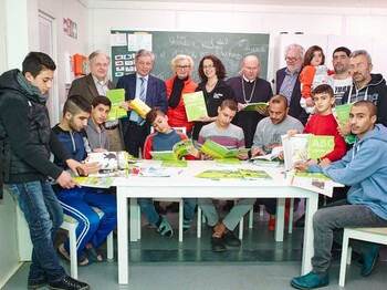 Spendenübergabe durch Rotary Club Melk an die Flüchtlinge in der Caritas AsylwerberInnenherberge im Stift Melk